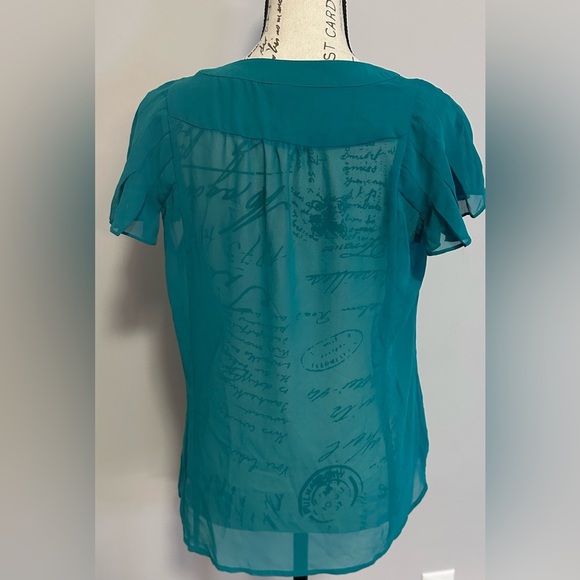 💎💎 East 5th Sheer Blouse - Emerald Green, Short Sleeve V-Neck 💎💎 - Picture 4 of 11